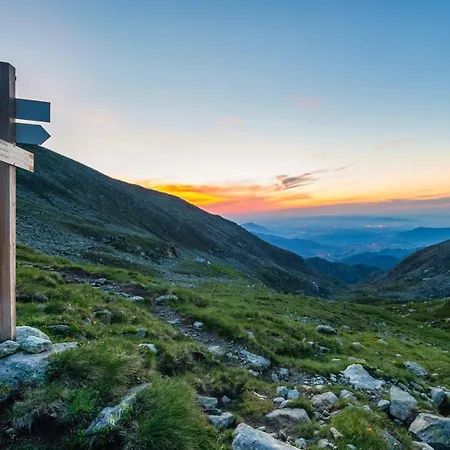 Vacanze In Graziosa Borgata Alpina Apartman