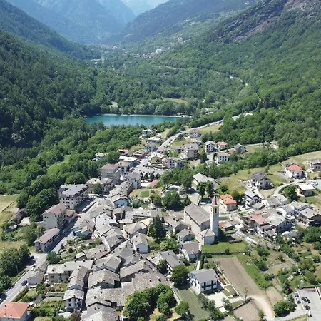 Vacanze In Graziosa Borgata Alpina