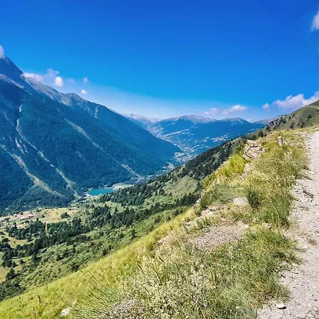 Vacanze In Graziosa Borgata Alpina