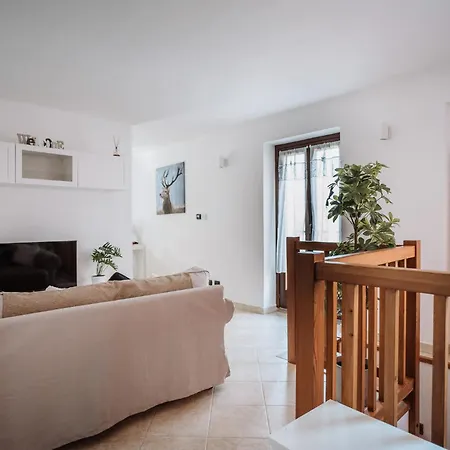 Vacanze In Graziosa Borgata Alpina Apartman