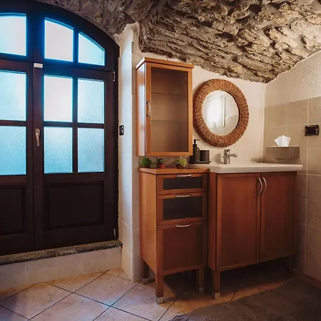 Apartman Vacanze In Graziosa Borgata Alpina Villaretto